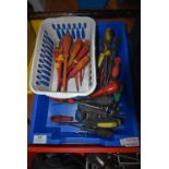 Quantity of Electricians and Other Screwdrivers (tray not included)