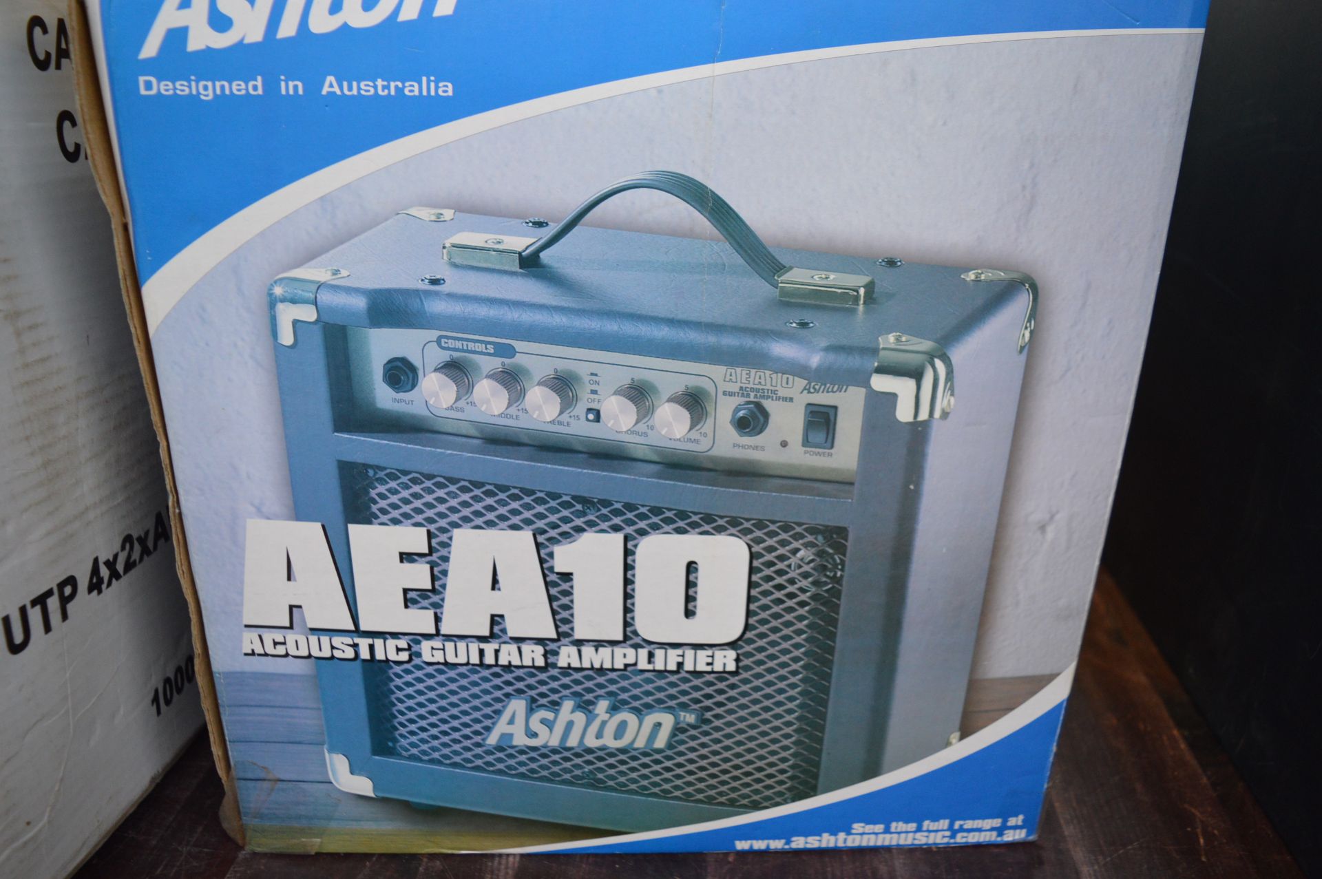 Ashton Acoustic Guitar Amplifier Model: AEA10 - Image 3 of 3