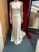 *Elena Ferrara Esme Crepe Brocade Satin Wedding Gown in Ivory Size: 12 RRP: £1750