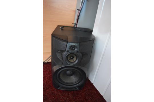 *LG Stereo Music System - Image 2 of 2