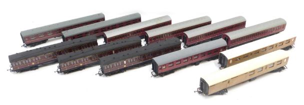 Hornby, Tri-ang, Airfix and other OO gauge coaches, including LNER teak coaches, BR MkI coaches, etc