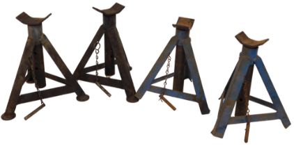 Two pairs of axle stands.