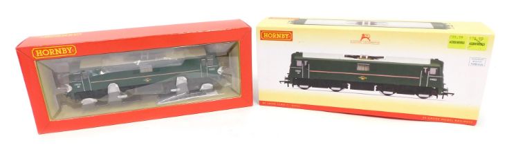 A Hornby OO gauge Class 71 electric locomotive, E5022, BR green livery, R3376, boxed.