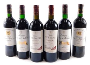 A mixed case of six bottles of French red wines, to include 2002 Margaux, 2004 Saint-Emilion, etc.