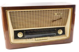 A Weimar 4680B valve radio, in a mahogany case.