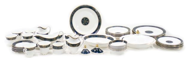 A Royal Doulton Carlyle pattern dinner and tea service, seconds.