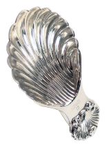 A Queen Elizabeth II silver caddy spoon, with shell bowl and shell thumb piece, Birmingham 1972, 0.7