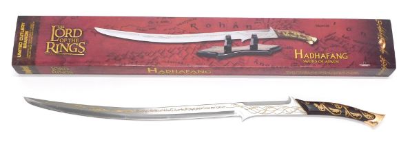 A Lord of the Rings United Cutlery Brands Hadhafang Sword of Arwen, boxed.