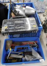 Various tools, comprising Stanley knives, chisels, screws, wall plugs, miniature vacuum cleaner, etc