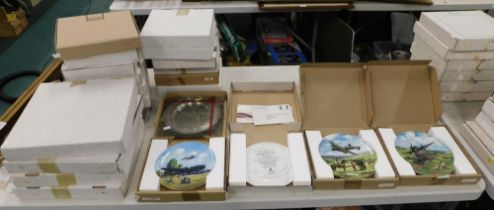 A large quantity of collectors plates, to include Bradford exchange, Wedgwood, and others. (a quanti