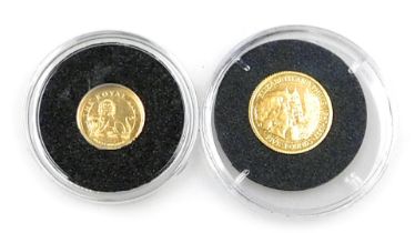 A Cook Islands gold one dollar coin, 2008, together with a Bailiwick of Guernsey gold £5 coin, 1997,