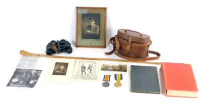 A pair of WWI medals, comprising 1914-1918 War Medal, and Victory Medal named to 2nd Lieutenant Herb