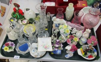 Decorative ceramics and effects, comprising glass part dressing table set, floral posy groups, pink