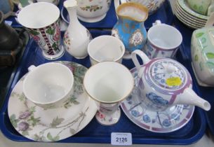 Household china and effects, to include Coalport Shrewsbury pattern bud vase, a Royal Collection Chi