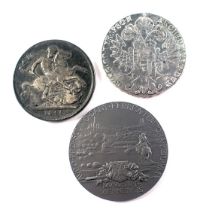 Three collectors coins, comprising a Salvador Mvndi collectors medallion, a silver 1780 five pound c