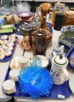 Ceramics and effects, comprising teapot, cups and saucers, brown mottled ware teapot, etc. (1 tray a