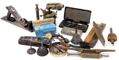 A Stanley 12-205 plane, spirit levels, Bladon blow torch, micrometer, and other engineering and wood