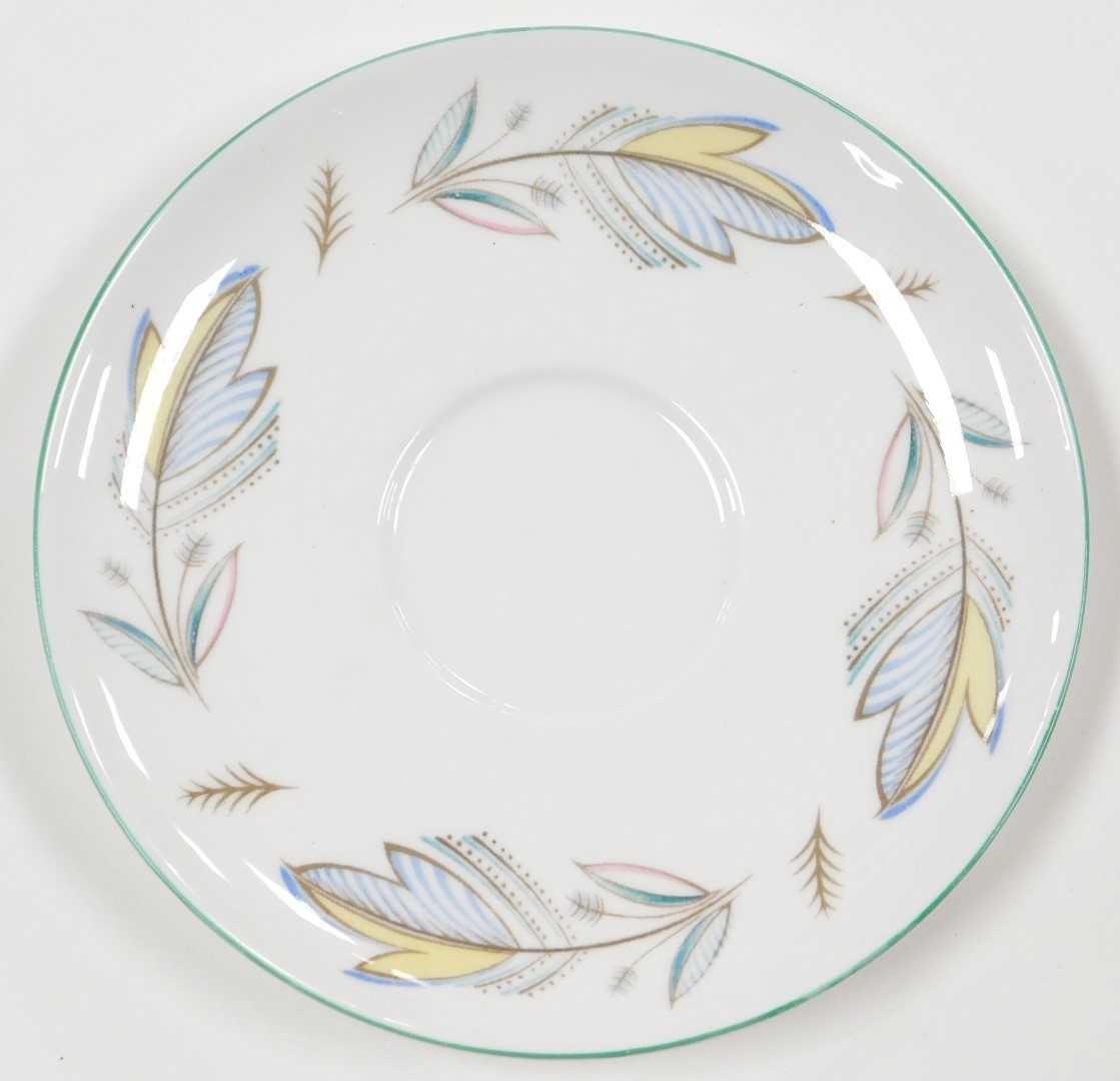 A Shelley porcelain Caprice pattern part dinner and tea service, comprising three graduated meat pla - Image 2 of 3