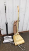 A G-Tech Air Ram vacuum cleaner and a Hoover vintage vacuum cleaner. (2)