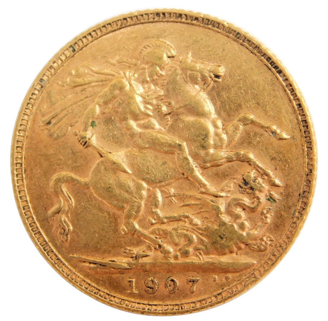 An Edward VII full gold sovereign, dated 1907. - Image 2 of 2