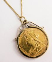 A Queen Victoria full gold sovereign 1900, in a 9ct gold pendant mount, a curb link neck chain, with