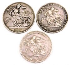 Three George III and later silver crowns, comprising two 1820 and a Victorian 1897, 83.7g all in. (3