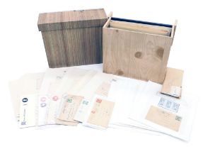 GB.- Postal Stationary.- 2 box folders