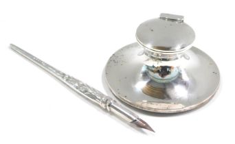 A George VI capstan inkwell and quill, the inkwell lacking liner, maker EEB, Chester 1943, and assoc