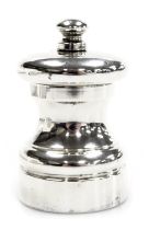 An Elizabeth II silver pepper grinder, London 1985, 3.71oz all in.