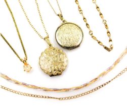 A 9ct gold tri-colour thin necklet, 2.8g, (AF), two gilt metal lockets, 9ct gold necklace, 2.32g, an