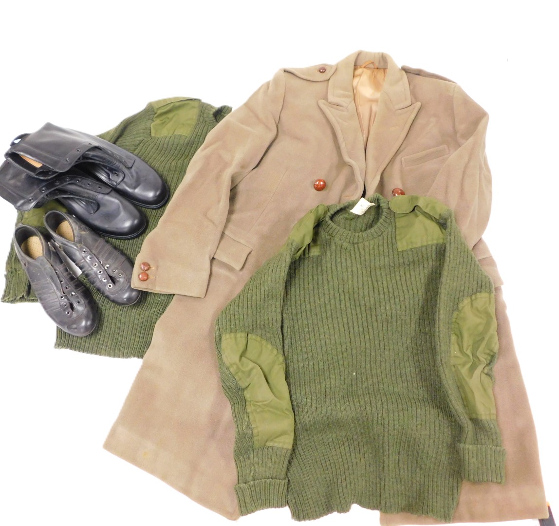 Various RAF related and other items, a kit bag, green jacket, various footwear, boots, overcoat, etc
