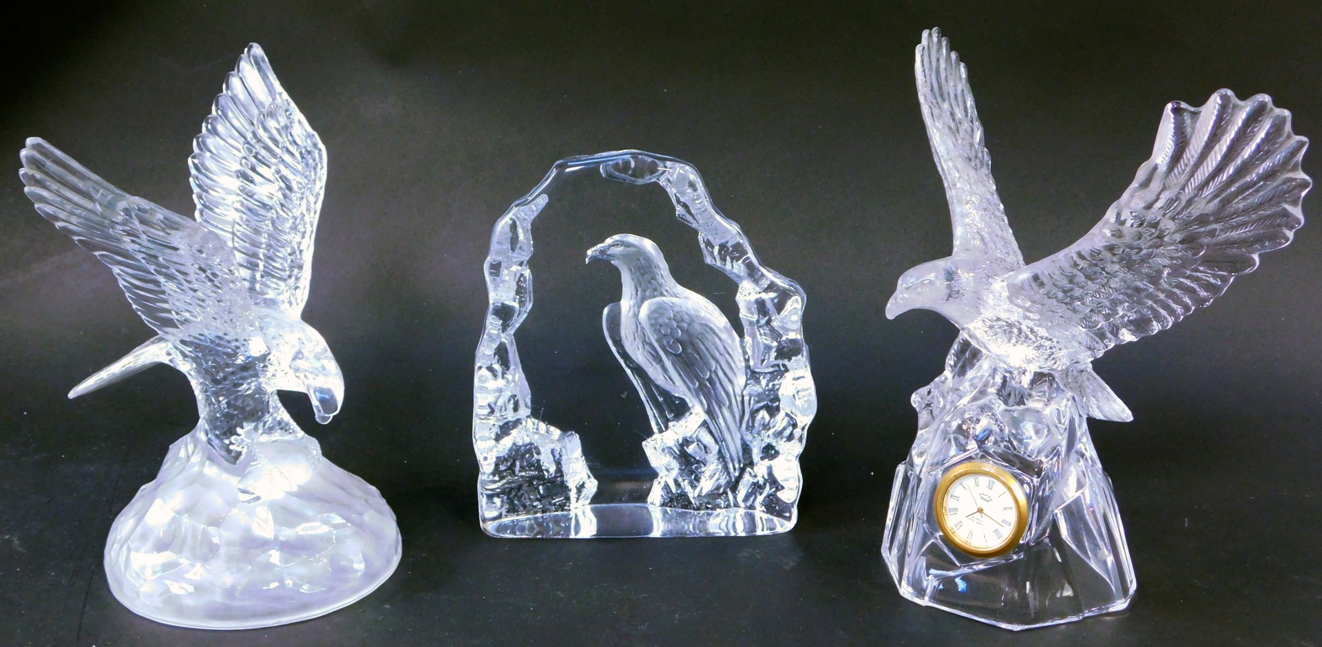 Decorative Art Glass, comprising a Mats Jonasson Intaglio glass eagle paperweight, a cut glass eagle
