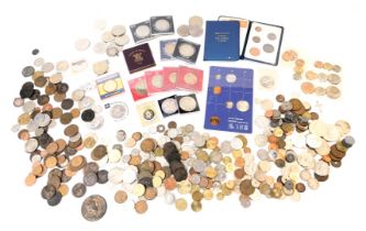 A group of collector's coins, comprising Queen Elizabeth Silver Jubilee crowns, Churchill crowns, pe
