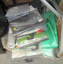 Garden tarpaulin throws, chicken wire netting, etc. (a quantity)