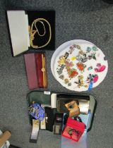 Assorted costume jewellery, Lotus Royale pearl necklace, drop earrings, studs, pendants, etc. (1 tra