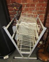 Various wirework display stands, etc. (a quantity)