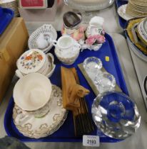 Ceramics, Wedgwood Campion pattern miniature jar, milk jug, door stop, fan, etc. (1 tray)