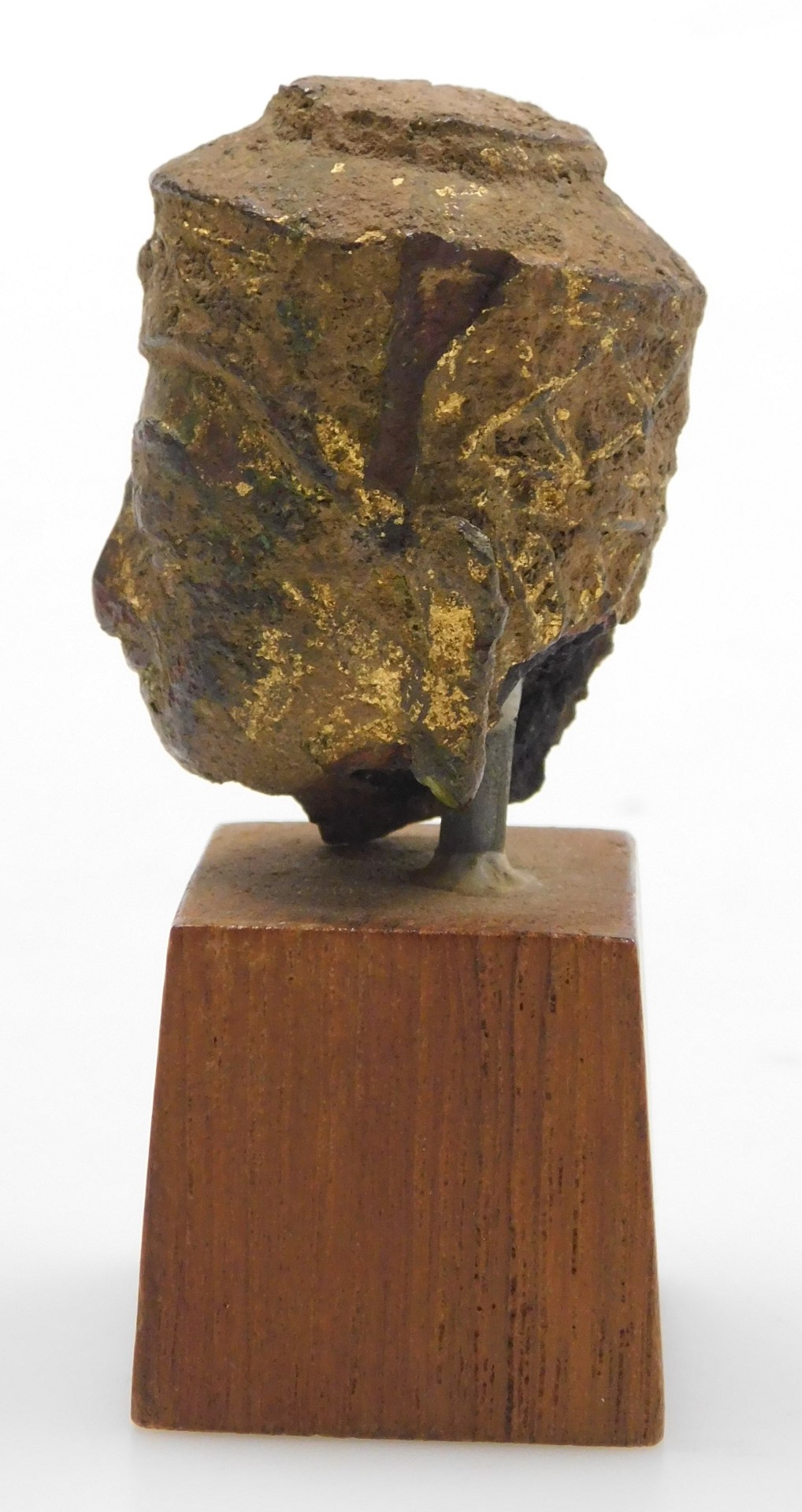 A Thai gilt bronze Ayutthaya Buddha head, possibly 17thC, with good patination, on a wooden stand, 7 - Image 3 of 5