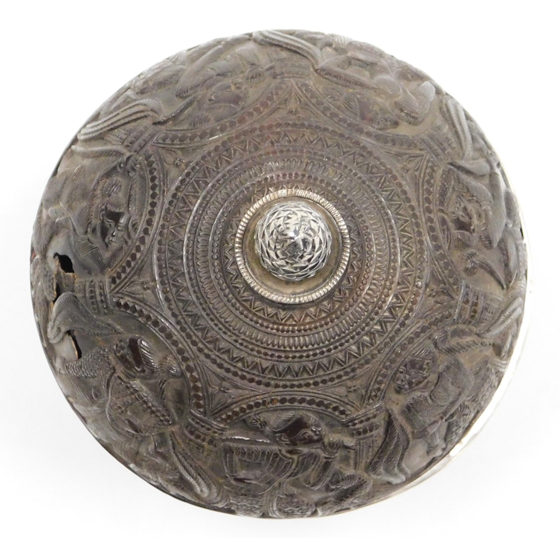 A 19thC Indian coconut cup and cover, carved with panels of ladies within repeating arches, the cove - Image 5 of 7