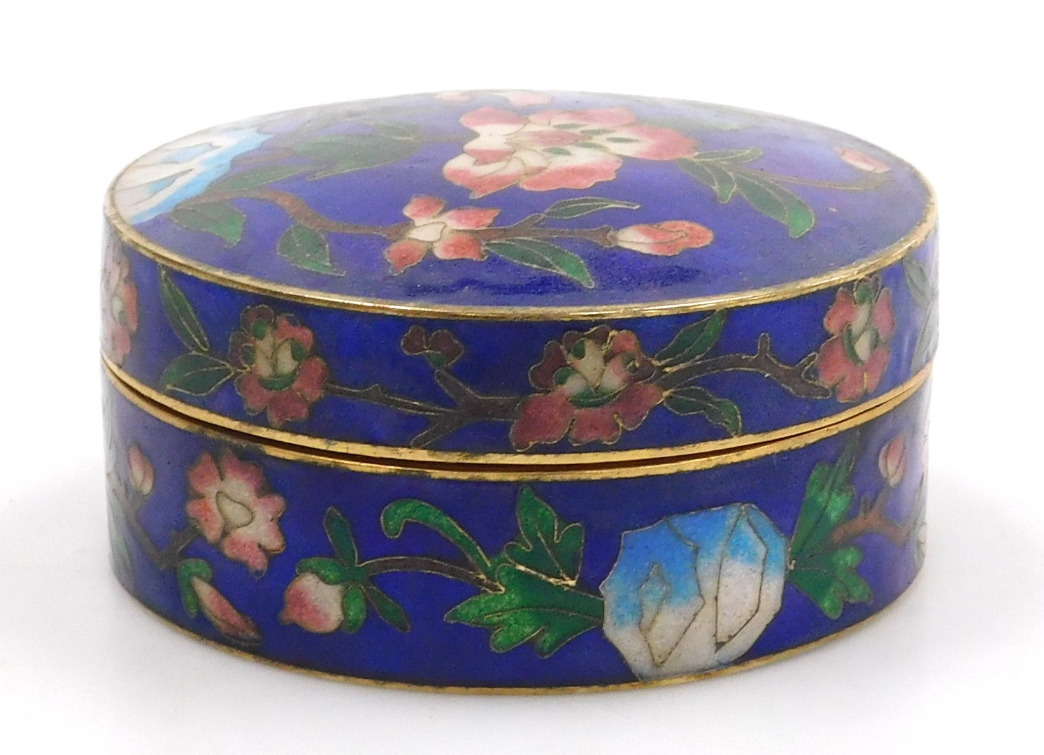 A 20thC Chinese plique-a-jour enamel bowl, of fluted form, decorated with flowers on a turquoise gro - Image 15 of 20