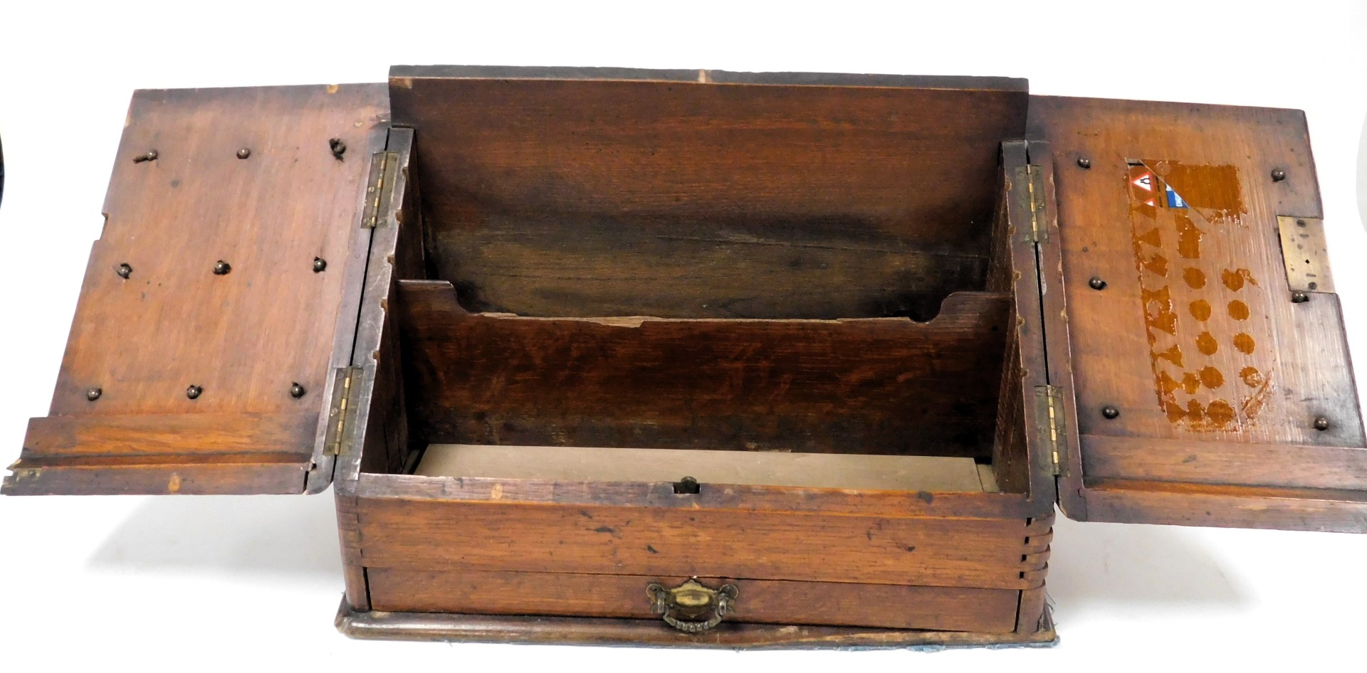A Victorian oak stationary rack, with a partially fitted interior, 29cm high, 38cm wide, 18.5cm deep - Bild 2 aus 2