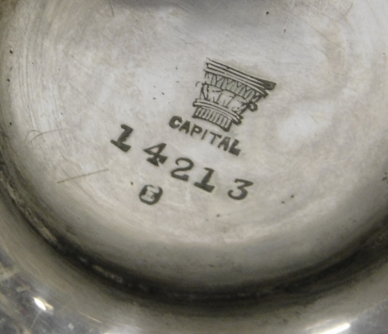 A George V silver cream jug, with a double scroll handle, Hawksworth, Eyre and Company Limited, Shef - Image 3 of 3