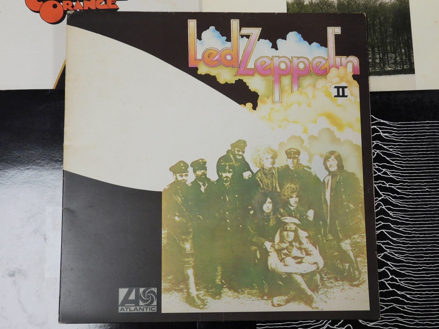 LPs, 1960s and later rock and pop, including Led Zeppelin, the Beatles, Pink Floyd, The Kinks, Bob D - Image 3 of 4