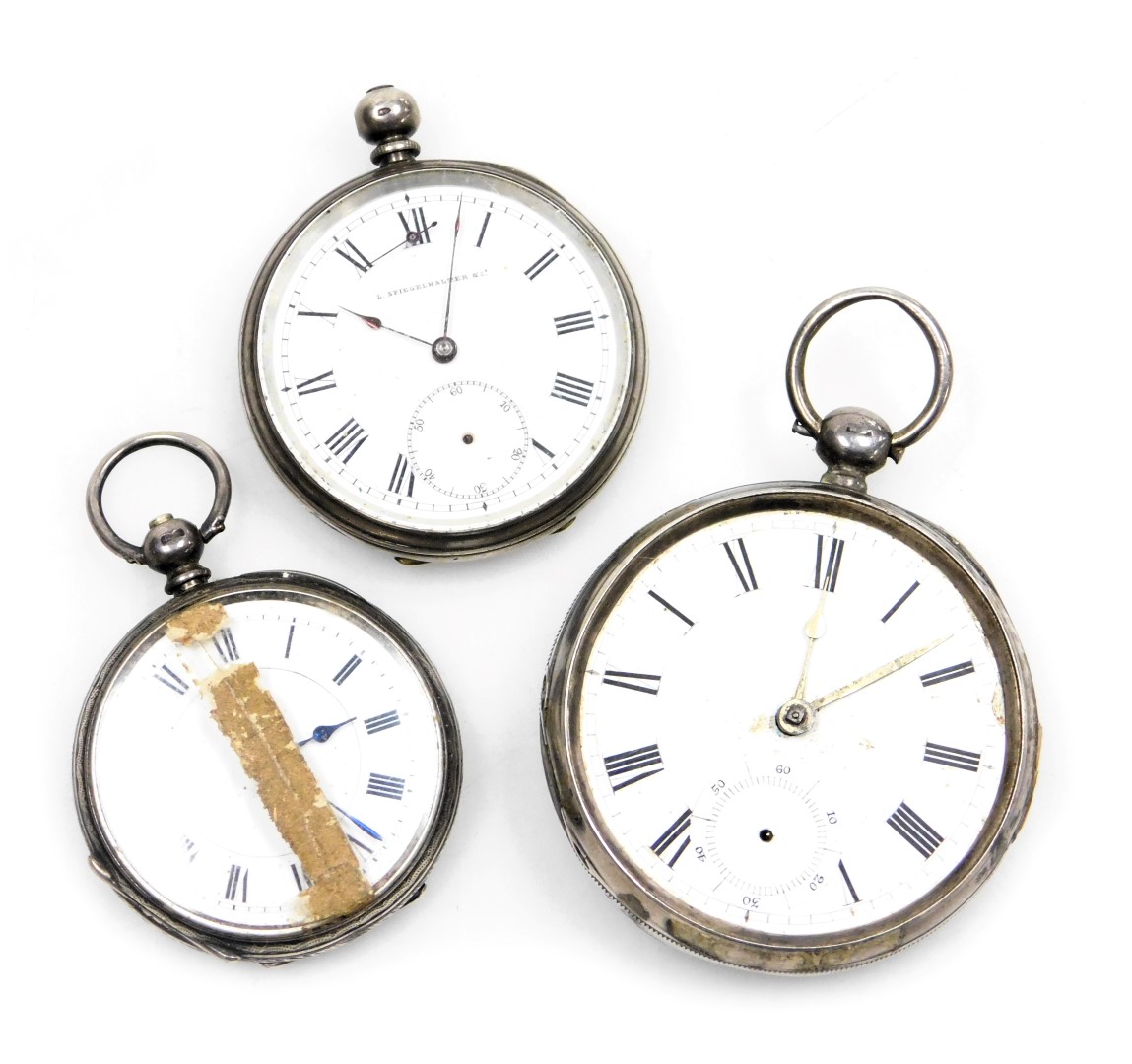 A Victorian gentleman's silver cased pocket watch, open faced, key wind, circular enamel dial bearin