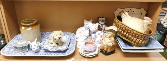 Decorative household effects, to include a pair of pottery cats, 21cm high, stoneware jar, Toby jug,