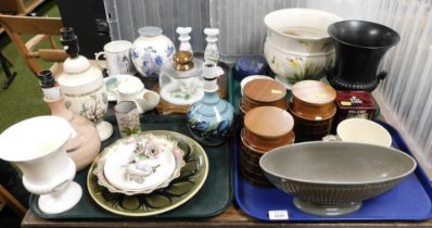 Ceramics, to include Hornsea coffee, tea and sugar jars with lids, oil lamps, and a blue and white j