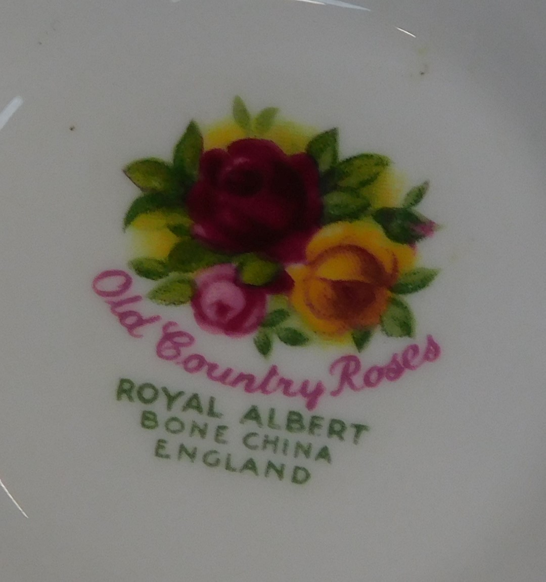 A Royal Albert porcelain Old Country Roses pattern part tea and dinner service, to include teapot, t - Image 2 of 2