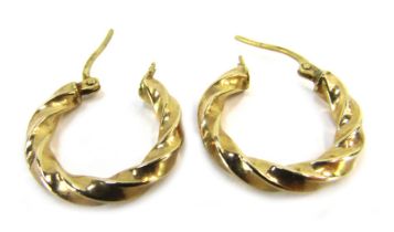 A pair of 9ct gold twist design hoop earrings, 2cm diameter, 1g.