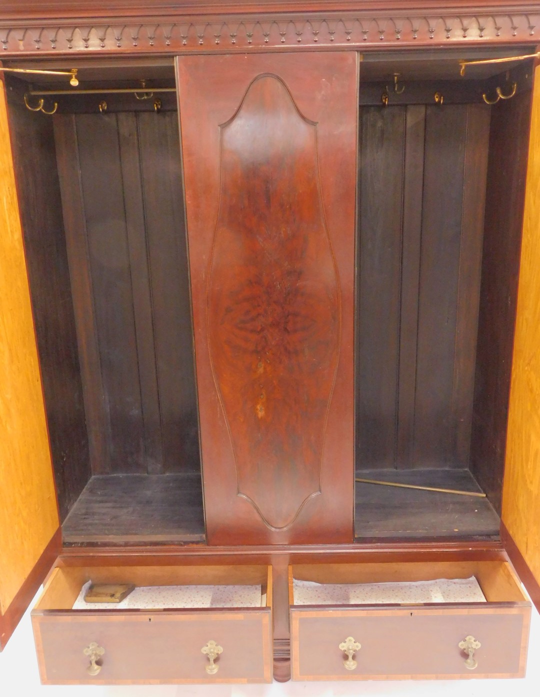 An Edwardian mahogany and flamed mahogany wardrobe, the top with a moulded cornice above a lappet bo - Image 2 of 2