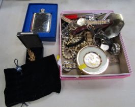 Costume jewellery, comprising plated hip flask, pin dish, wristwatches, etc. (1 box)